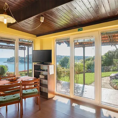 Lägenhet Irenne Sea View *